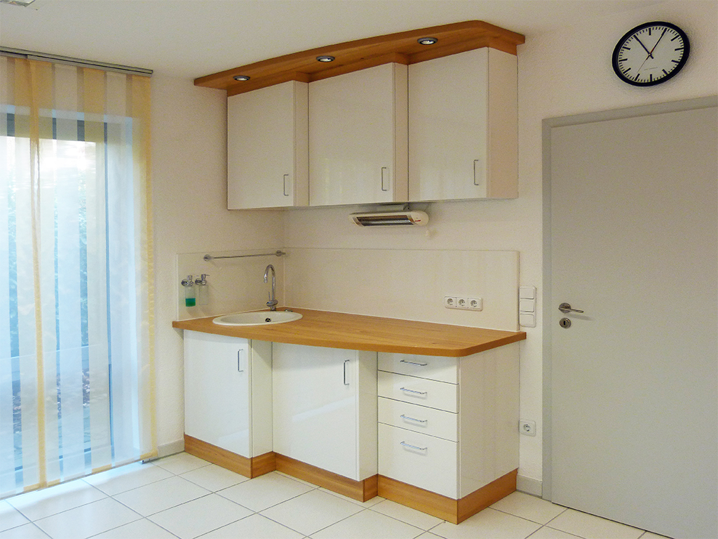 Geschäftsräume Planungsbüro Seidl - Praxis für Sportmedizien am Hennensberg 3